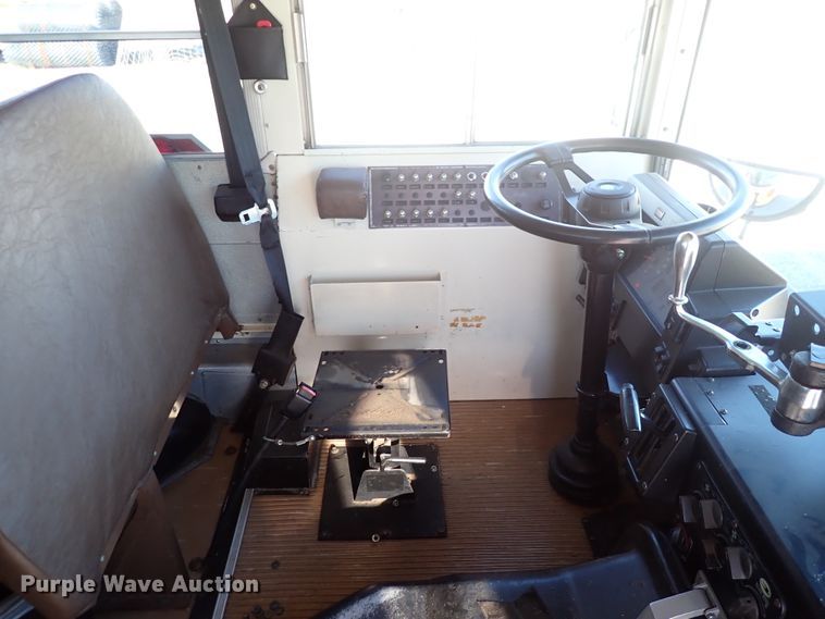 image for item DN2384 1999 Blue Bird TC2000  school bus