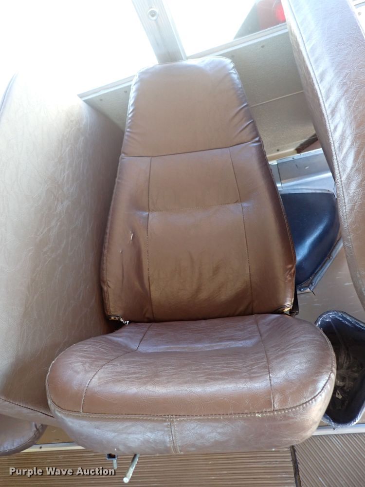 image for item DN2384 1999 Blue Bird TC2000  school bus