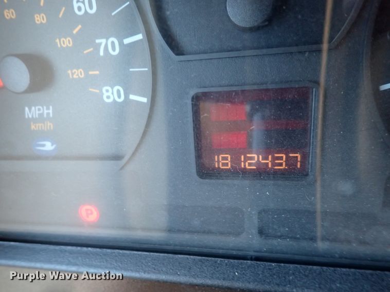 image for item DN2384 1999 Blue Bird TC2000  school bus