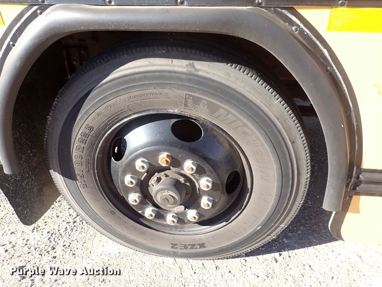 image for item DN2384 1999 Blue Bird TC2000  school bus