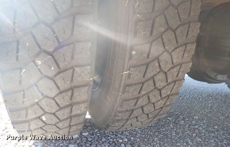 image for item DN2384 1999 Blue Bird TC2000  school bus