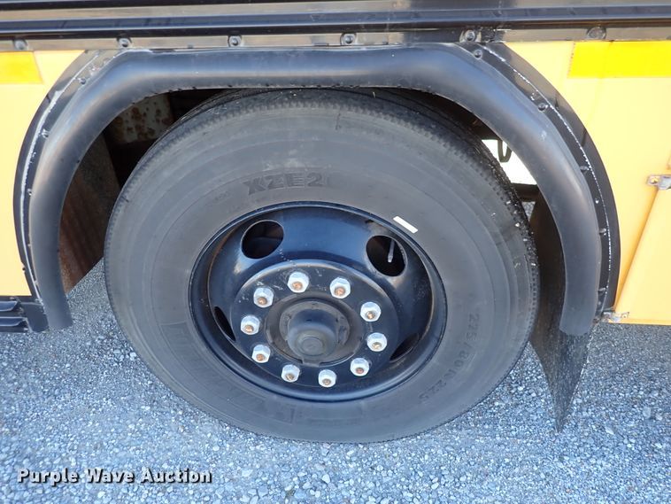 image for item DN2384 1999 Blue Bird TC2000  school bus