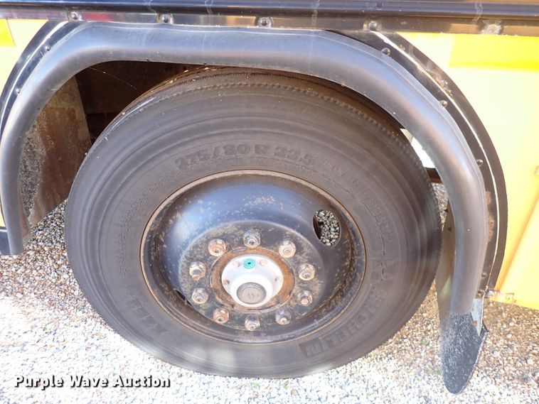 image for item DN2385 1997 Blue Bird TC2000  school bus