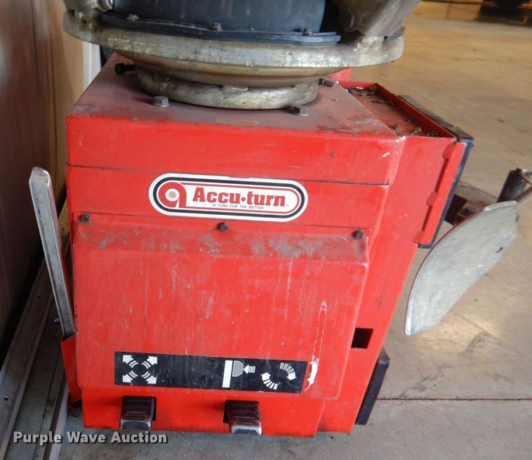 image for item DN5410 Accu-Turn 4501  tire machine