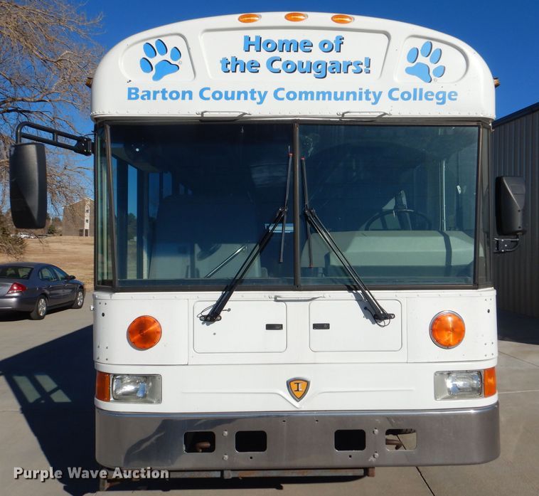 image for item DN5412 2007 International NE300  coach bus