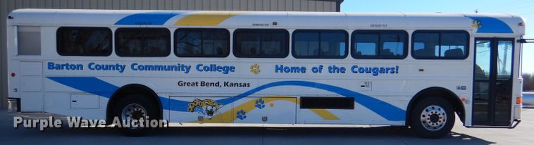 image for item DN5412 2007 International NE300  coach bus