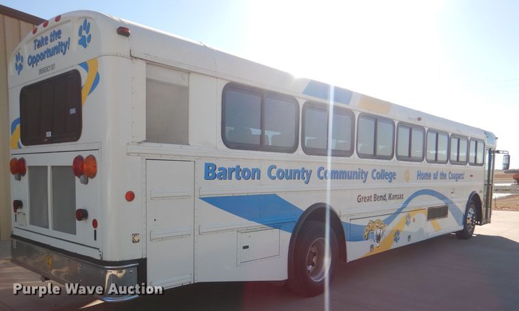 image for item DN5412 2007 International NE300  coach bus