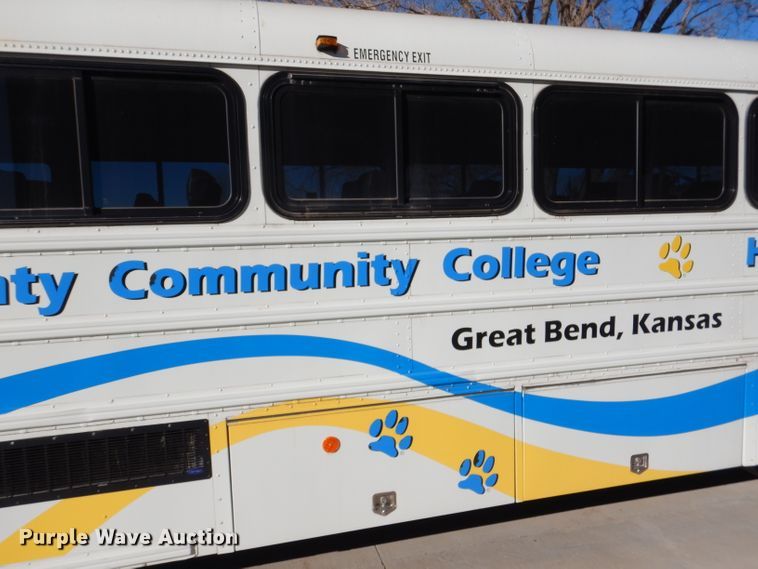 image for item DN5412 2007 International NE300  coach bus