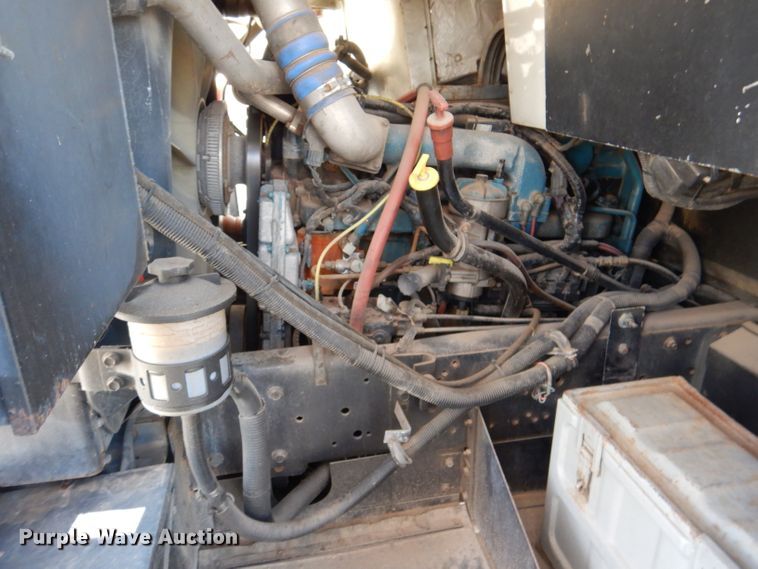 image for item DN5412 2007 International NE300  coach bus