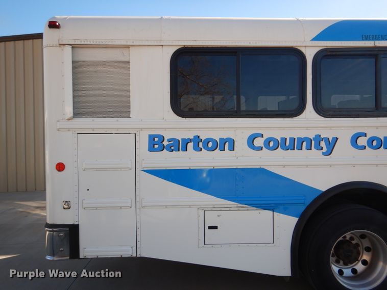 image for item DN5412 2007 International NE300  coach bus