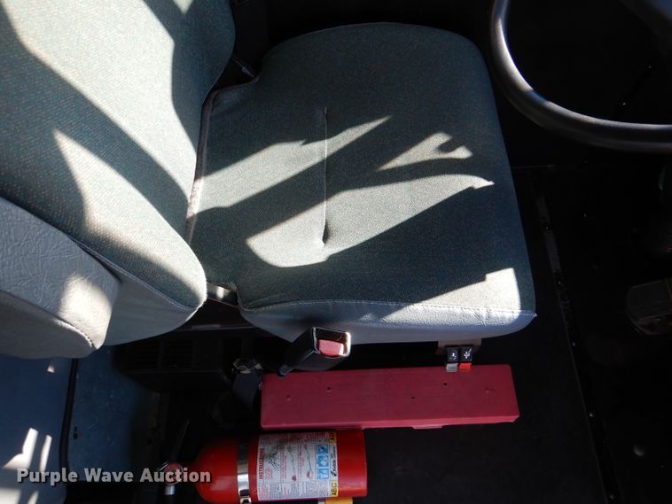 image for item DN5412 2007 International NE300  coach bus