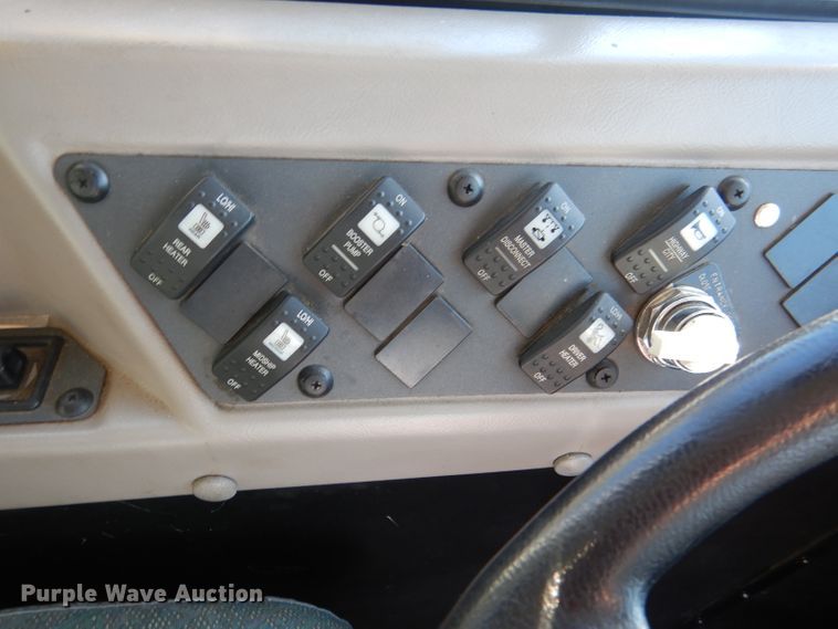 image for item DN5412 2007 International NE300  coach bus