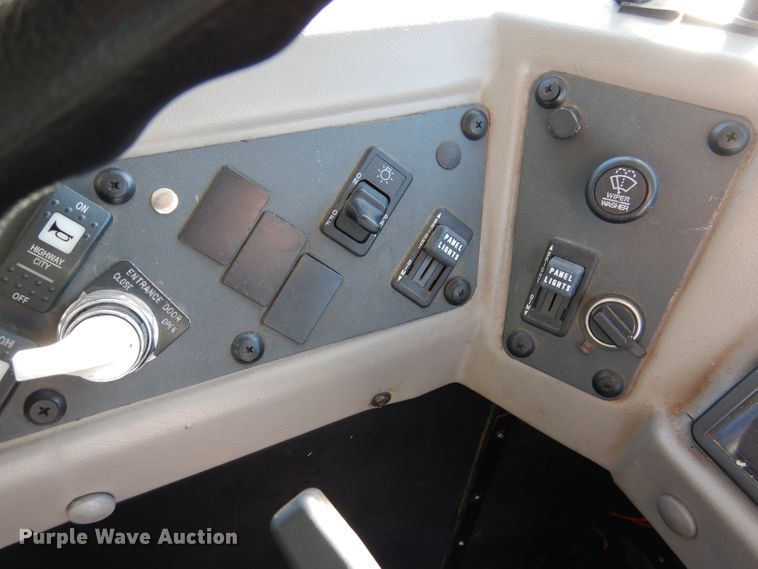 image for item DN5412 2007 International NE300  coach bus