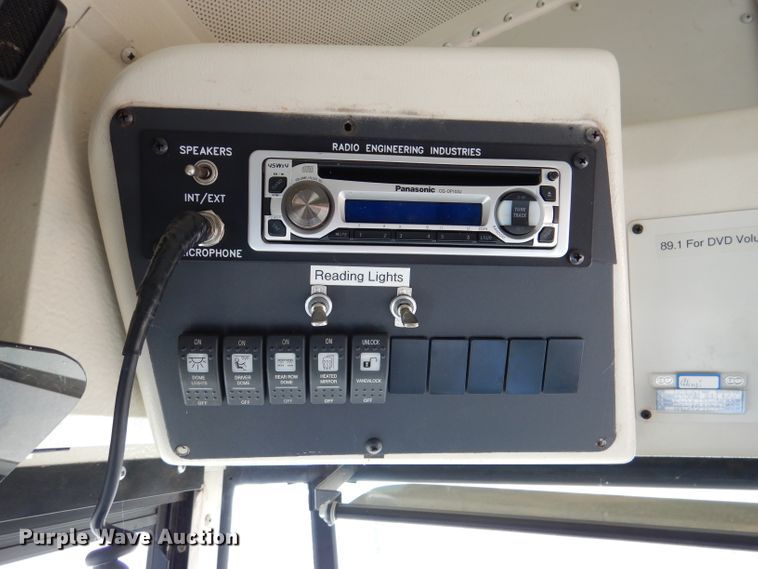 image for item DN5412 2007 International NE300  coach bus