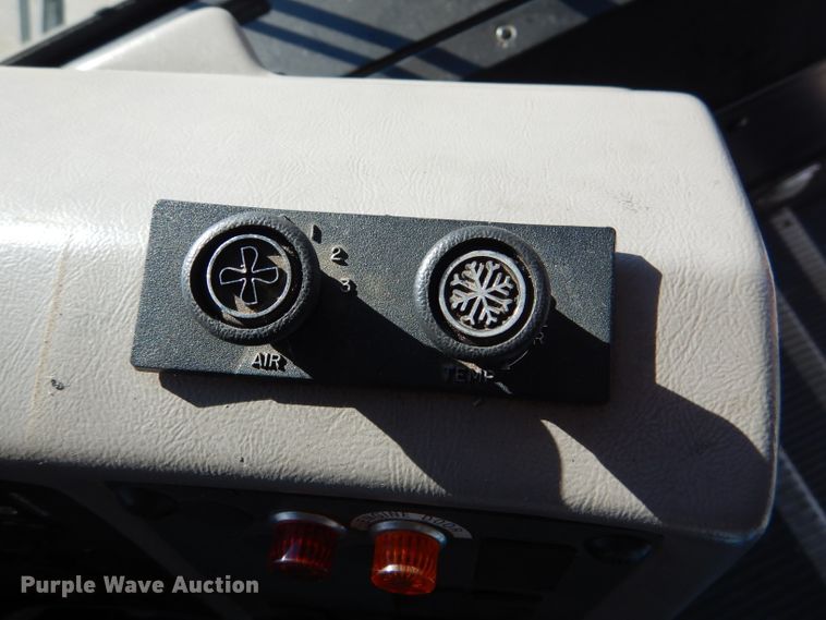 image for item DN5412 2007 International NE300  coach bus