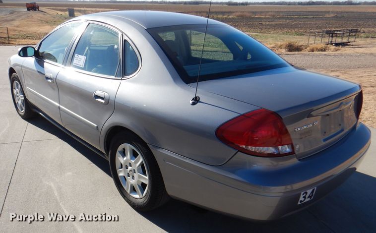 image for item DN5413 2006 Ford Taurus SE