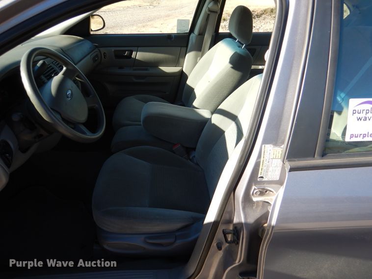 image for item DN5413 2006 Ford Taurus SE