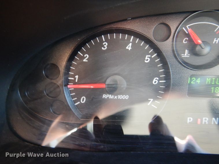 image for item DN5413 2006 Ford Taurus SE