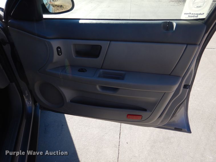 image for item DN5413 2006 Ford Taurus SE