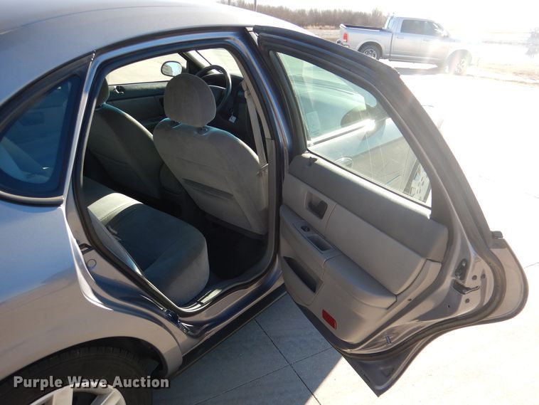 image for item DN5413 2006 Ford Taurus SE