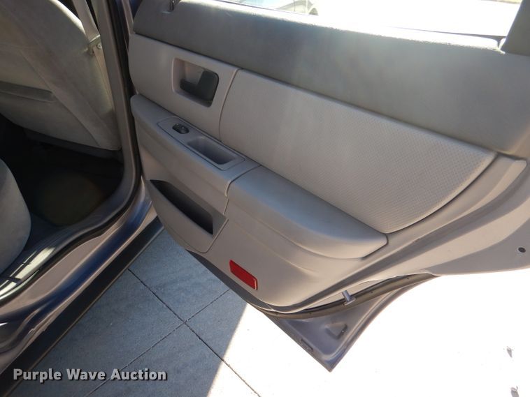 image for item DN5413 2006 Ford Taurus SE