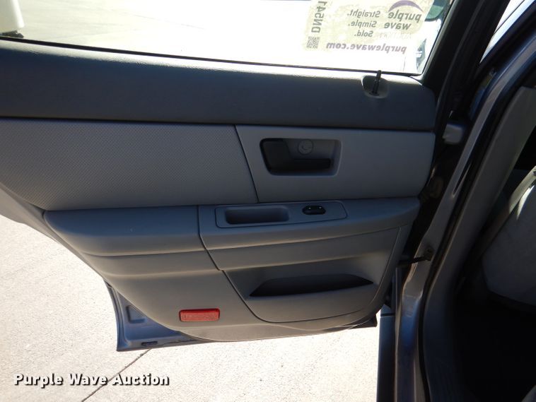 image for item DN5413 2006 Ford Taurus SE