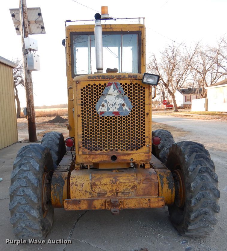 image for item DN5418 1964 Caterpillar 12E  rigid frame motor grader