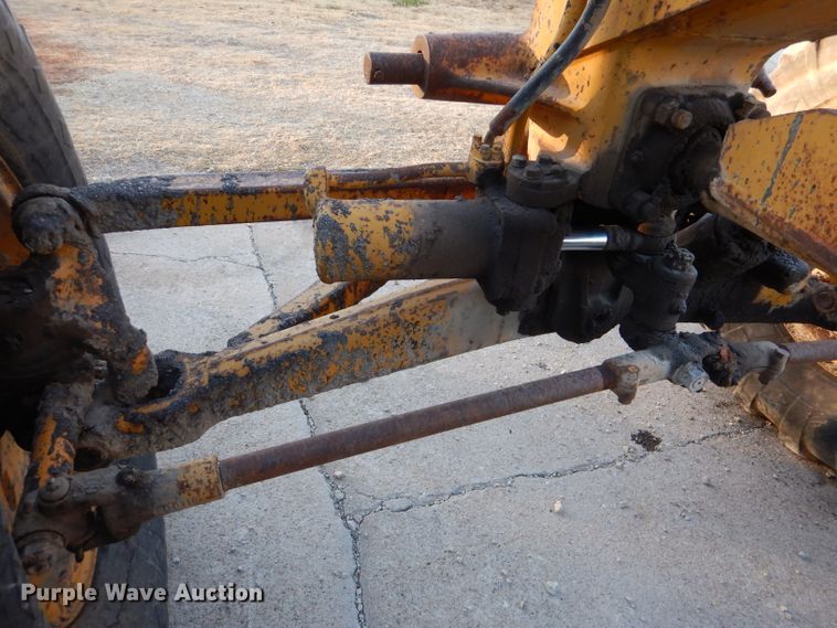 image for item DN5418 1964 Caterpillar 12E  rigid frame motor grader