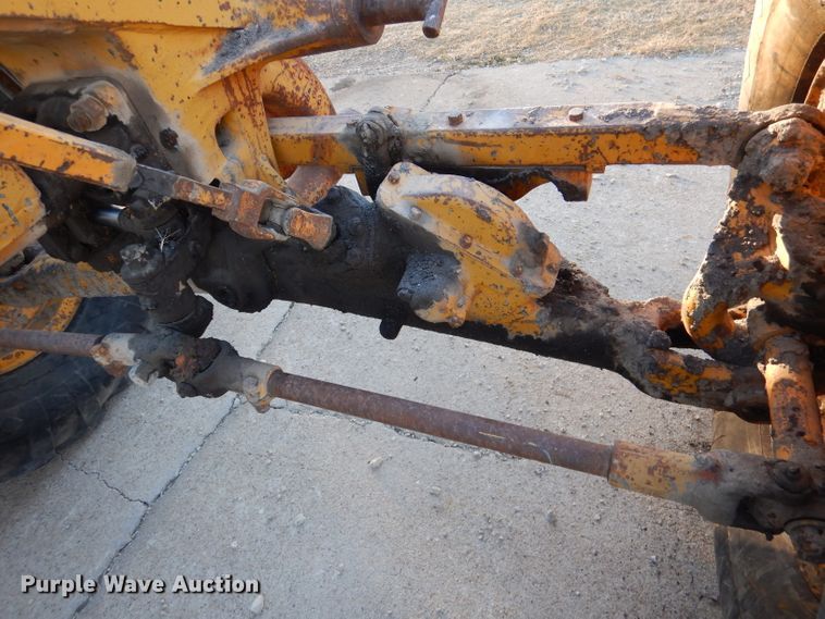 image for item DN5418 1964 Caterpillar 12E  rigid frame motor grader