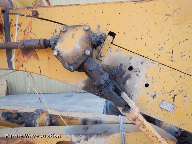 image for item DN5418 1964 Caterpillar 12E  rigid frame motor grader