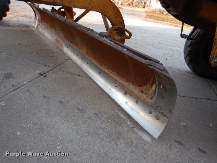 image for item DN5418 1964 Caterpillar 12E  rigid frame motor grader