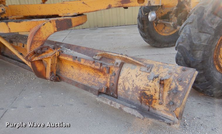 image for item DN5418 1964 Caterpillar 12E  rigid frame motor grader