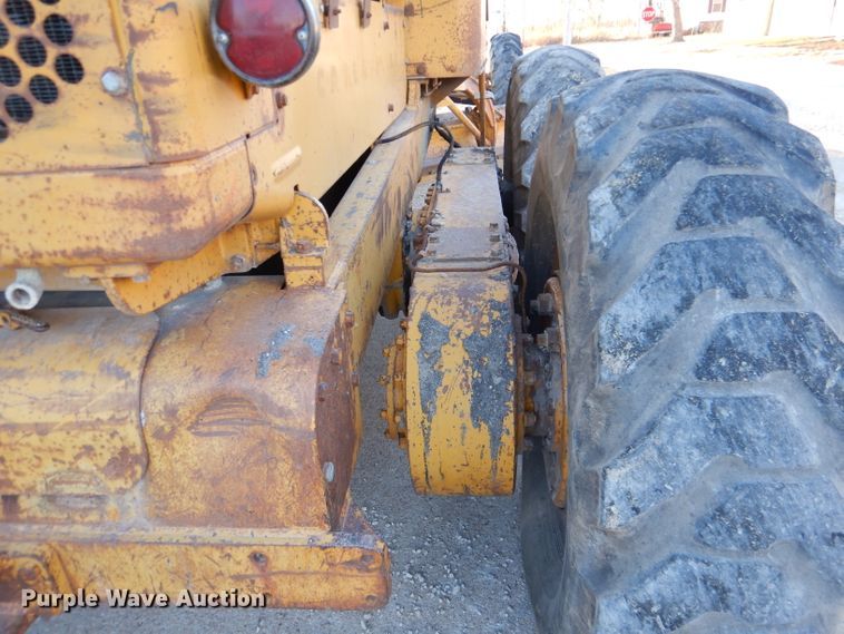 image for item DN5418 1964 Caterpillar 12E  rigid frame motor grader