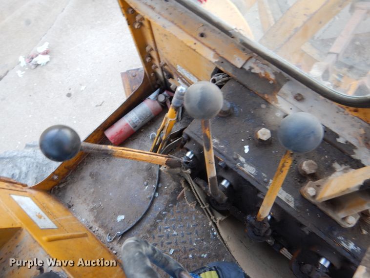 image for item DN5418 1964 Caterpillar 12E  rigid frame motor grader