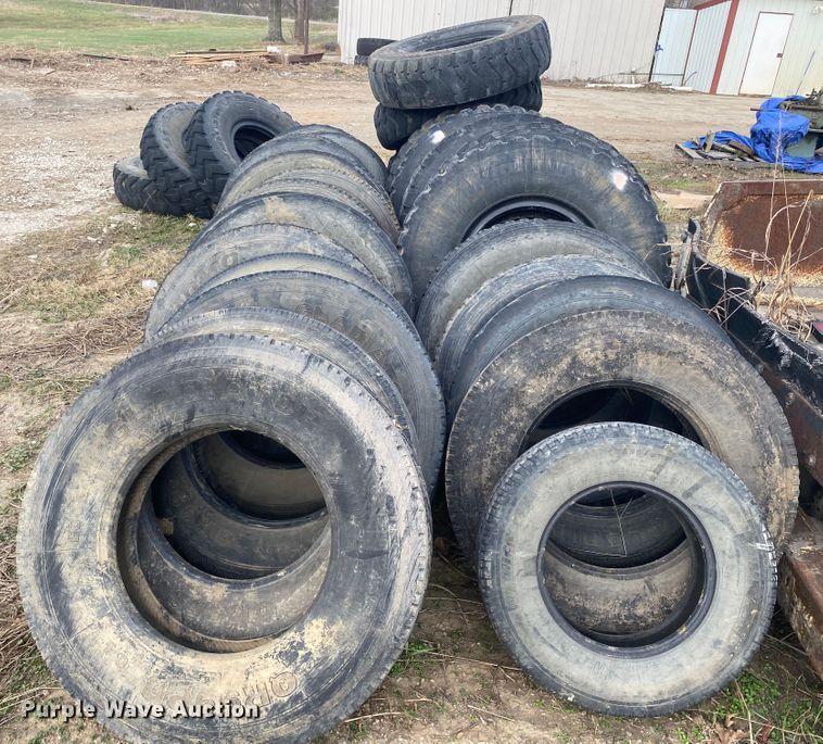 image for item DN6613 Approximately 30 tires