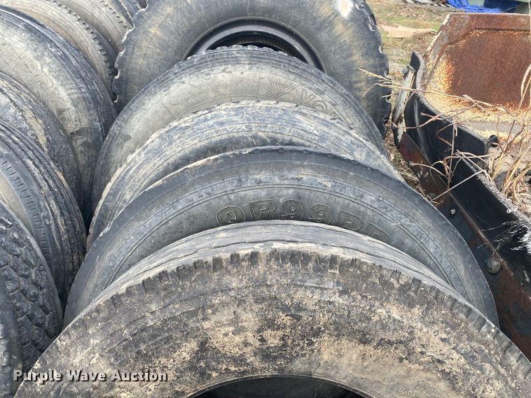 image for item DN6613 Approximately 30 tires