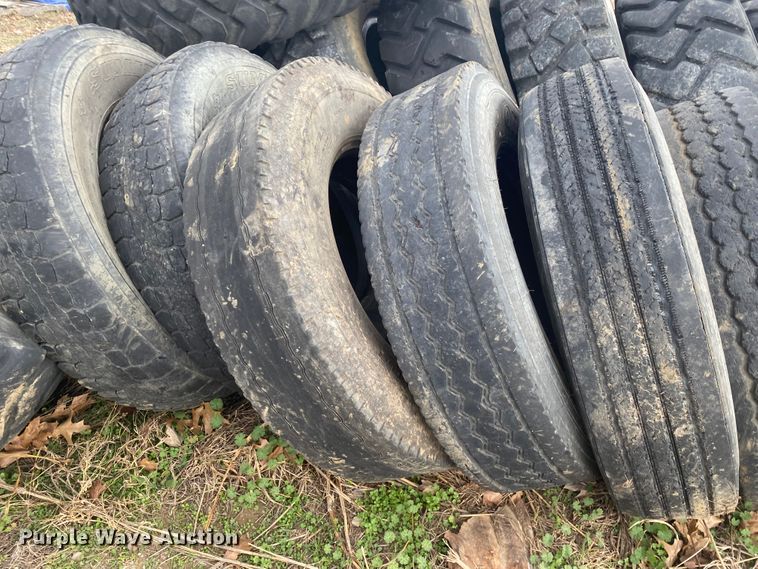 image for item DN6613 Approximately 30 tires