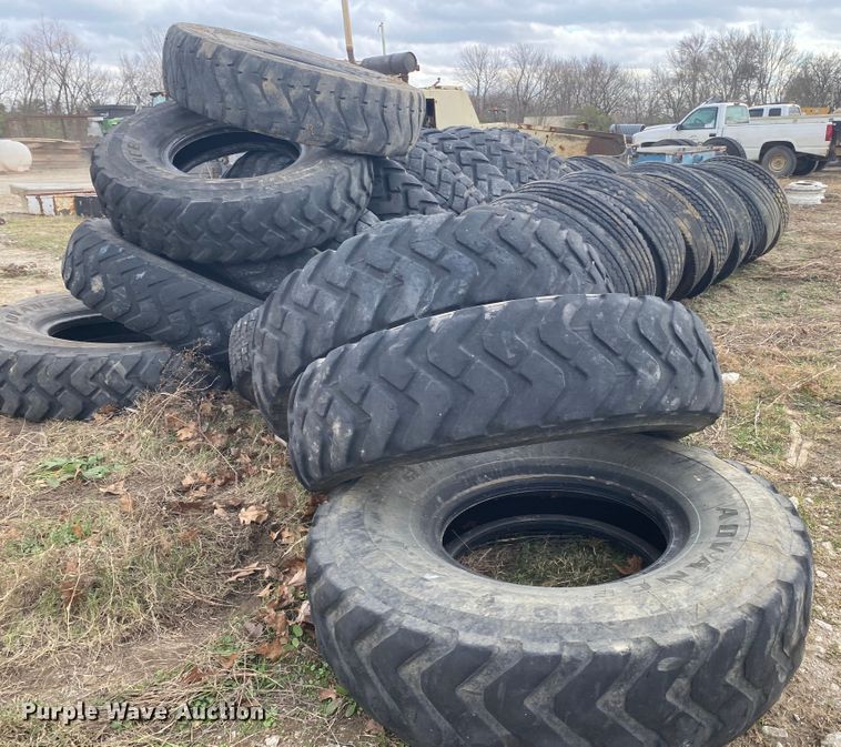 image for item DN6613 Approximately 30 tires