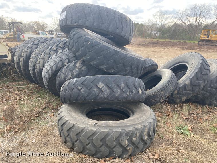 image for item DN6613 Approximately 30 tires