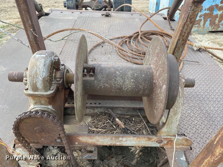 image for item DN6616 Winch truck bed