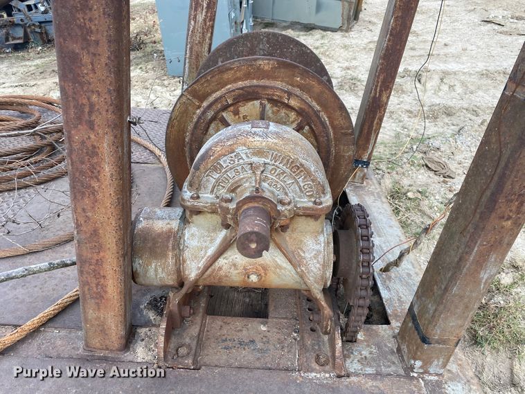 image for item DN6616 Winch truck bed