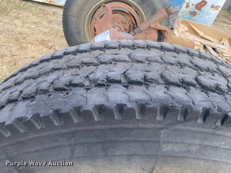 image for item DN6618 Axle