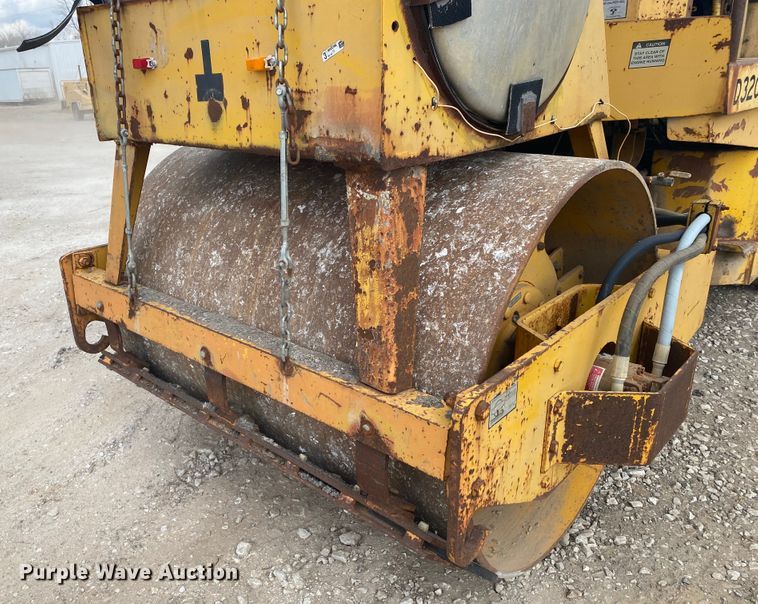 image for item DN6623 Dynapac CC21A  double drum vibratory roller