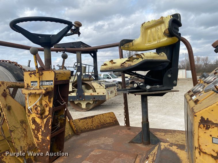 image for item DN6623 Dynapac CC21A  double drum vibratory roller