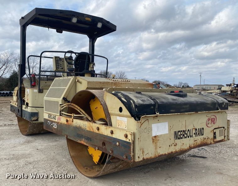 image for item DN6625 Ingersoll Rand DD-125  double drum vibratory roller