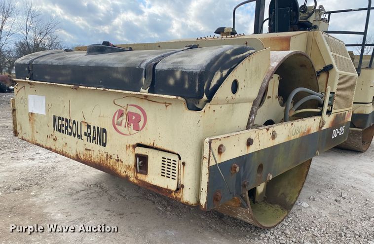 image for item DN6625 Ingersoll Rand DD-125  double drum vibratory roller