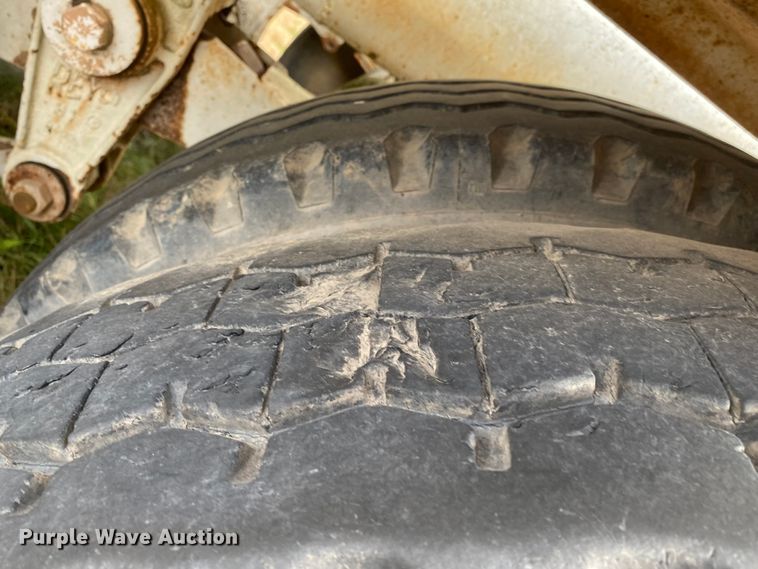 image for item DN6626 1975  tank trailer