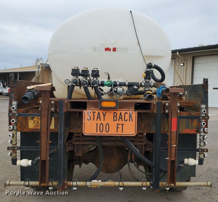 image for item GK9984 1992 International 4700  dump truck