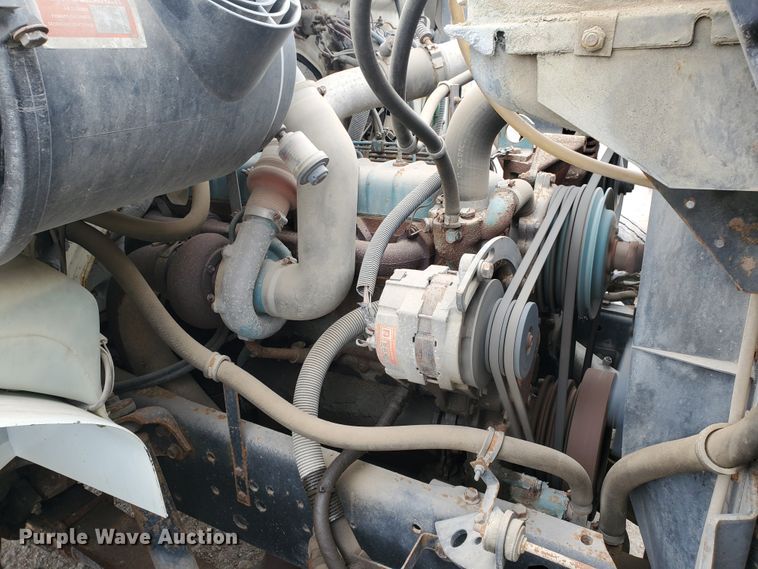 image for item GK9984 1992 International 4700  dump truck