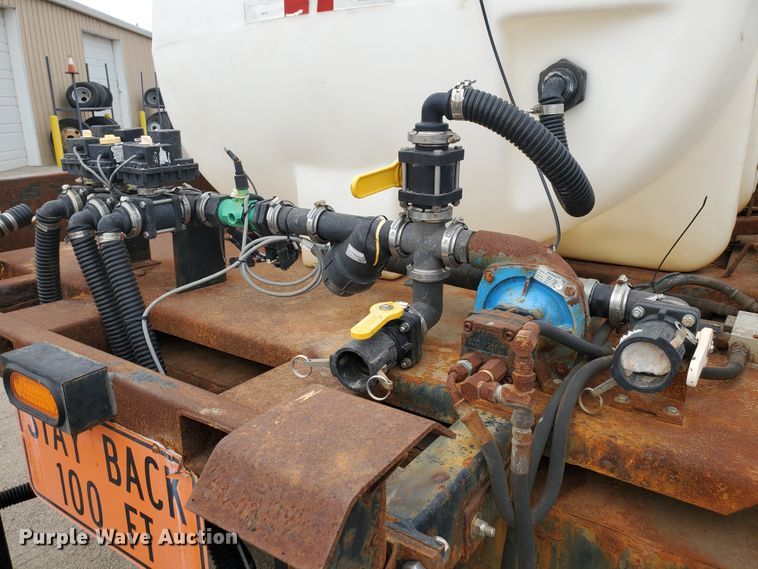 image for item GK9984 1992 International 4700  dump truck